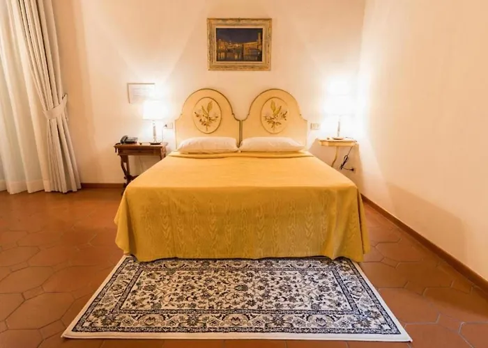 Numa Palazzo Haggis Апарт-отель Флоренция