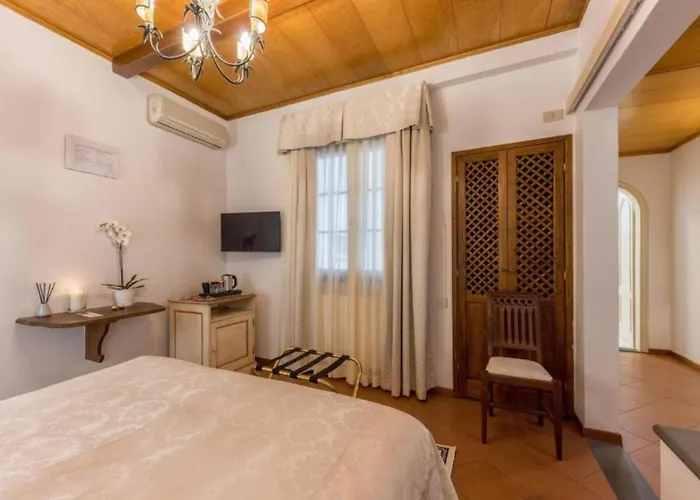 Апарт-отель Numa Palazzo Haggis 4*